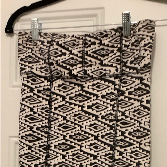 Ocean Drive small strapless fitted summer dress black and white pattern - Picture 2 of 4